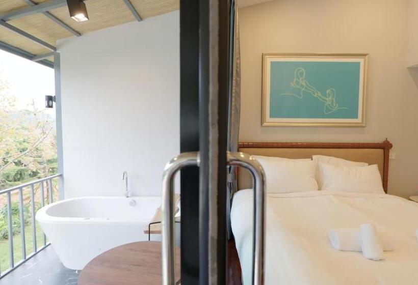 ภูกระทิง เขาค้อ By Gustavia