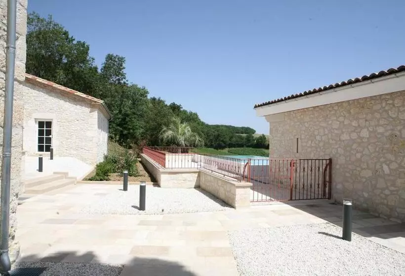 Hotelli Château Lecusse   La Grande Roche   Hôtel, Spa, Boutique & Restaurant