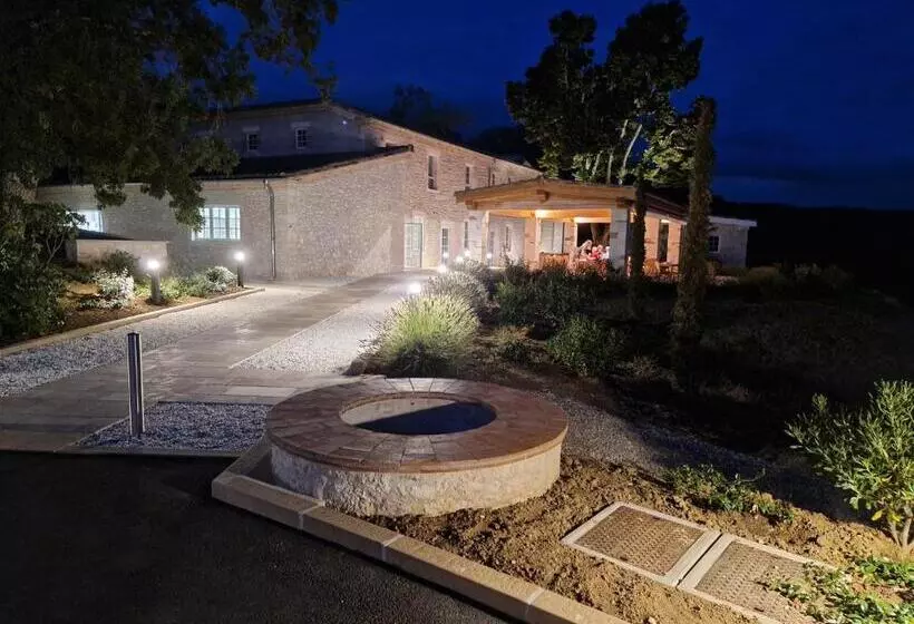 Hotelli Château Lecusse   La Grande Roche   Hôtel, Spa, Boutique & Restaurant