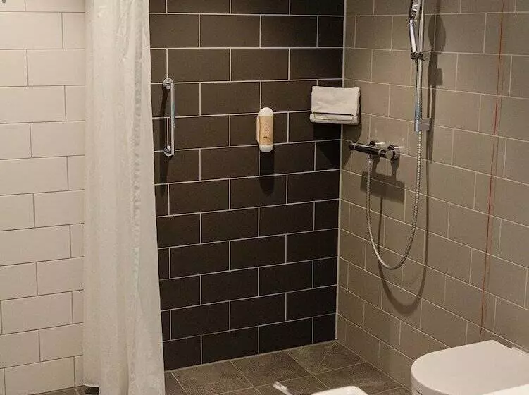 Hotelli Holiday Inn Express Heilbronn, An Ihg