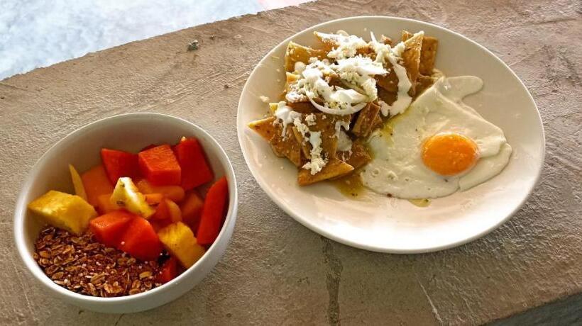 هتل Sebastian De Los Milagros