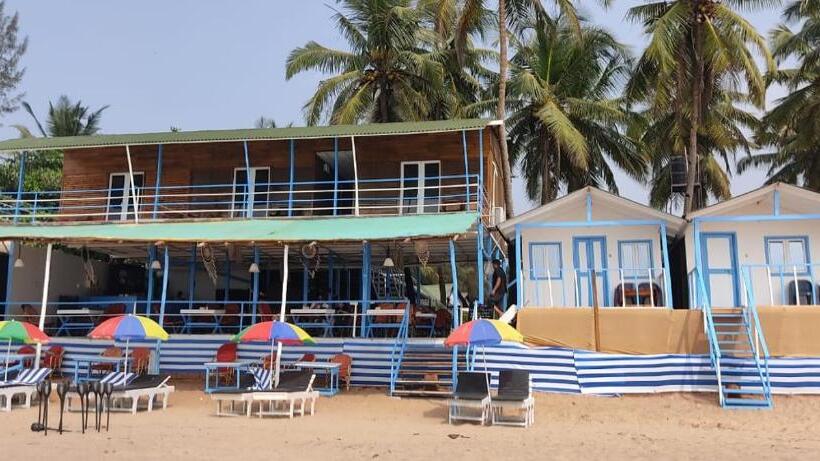 Hotelli The Tito S Blue Sky Beach Resort