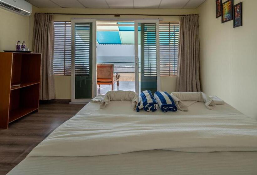 Hotelli The Tito S Blue Sky Beach Resort