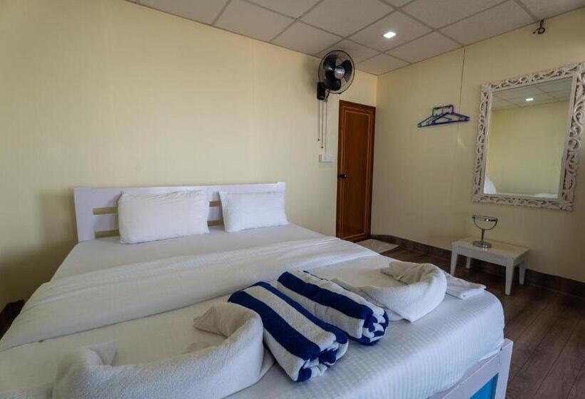 Hotelli The Tito S Blue Sky Beach Resort