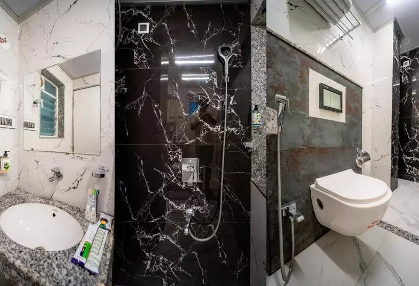 Hotelli Treebo Sai Rekha Inn