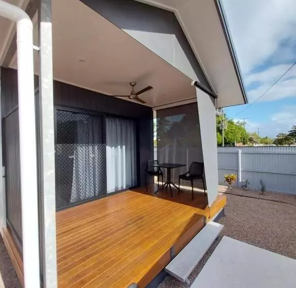 モーテル The Dugongs  Rest