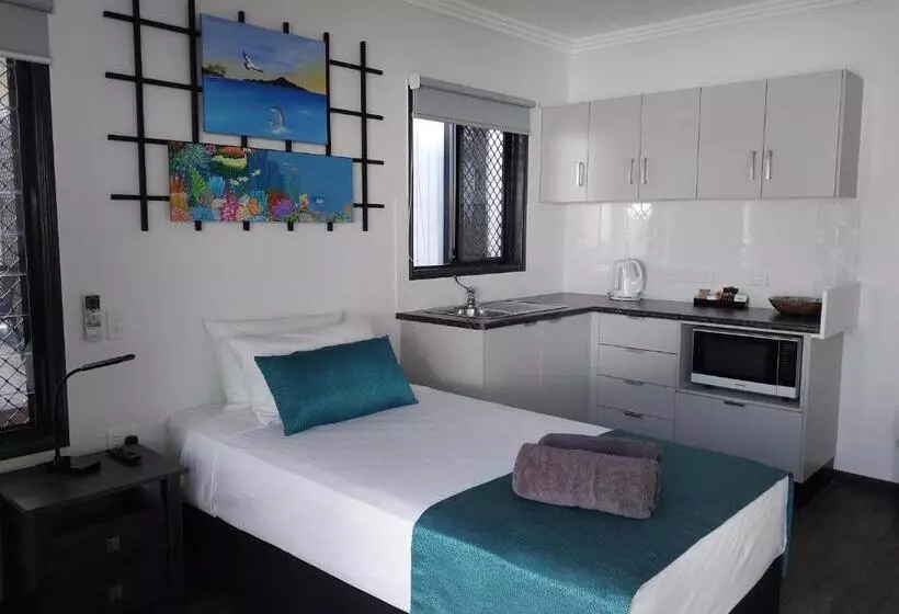 モーテル The Dugongs  Rest