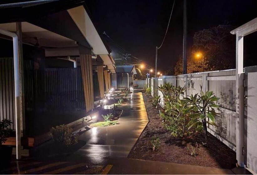 מוטל The Dugongs  Rest