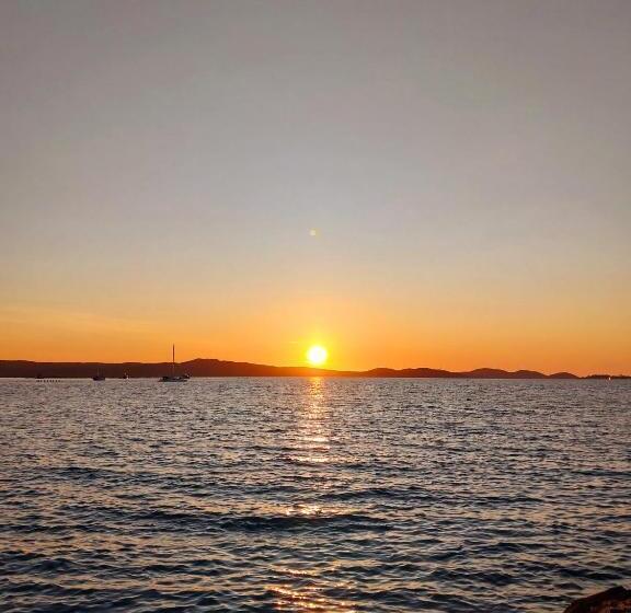 מוטל The Dugongs  Rest