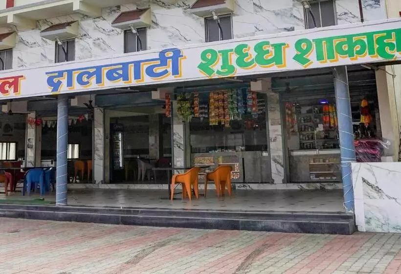 Oyo Ramdev Hotel & Guest House