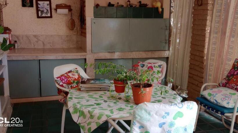 بنسيون Hospedaje La Lucia