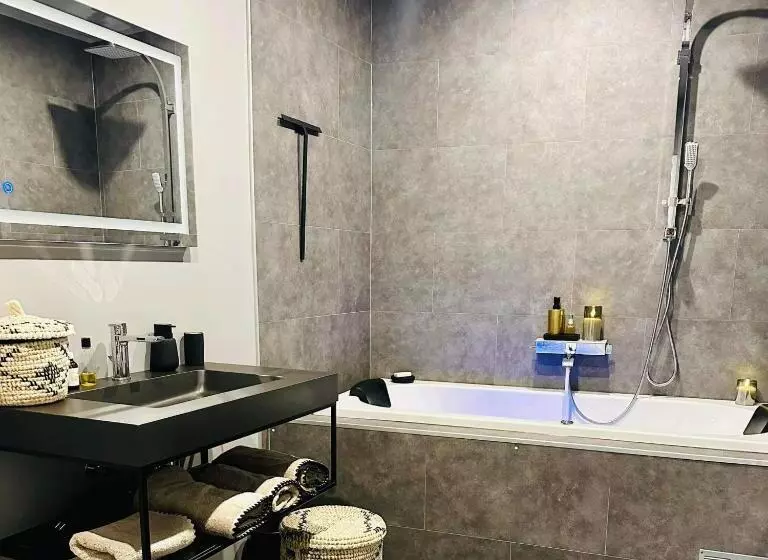 Majatalo L Entre 2   Suite Wellness