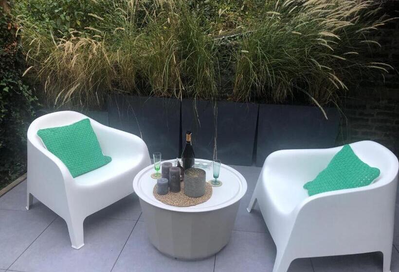 پانسیون L Entre 2 Suite Wellness