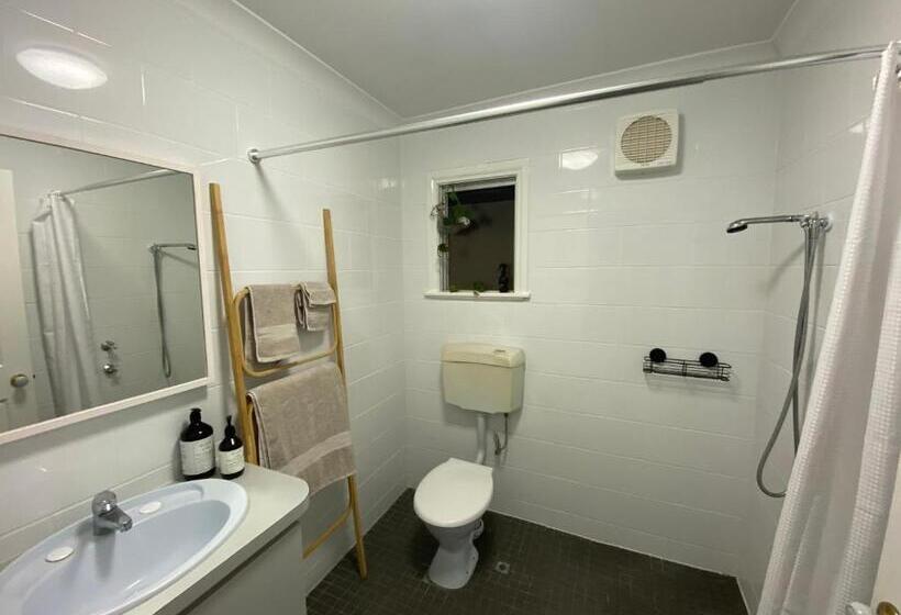 פנסיון Ocean Sunset Villa