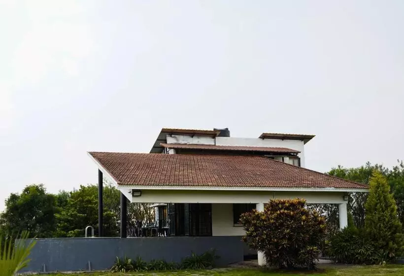 Majatalo Rivercrest Stays