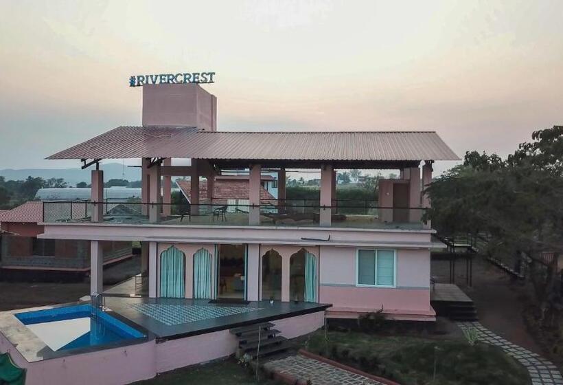 Pensão Rivercrest Stays