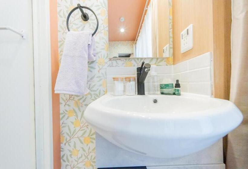 Skytree駅から徒歩2分  Stay Suu Asakusa  & Cafe Bar