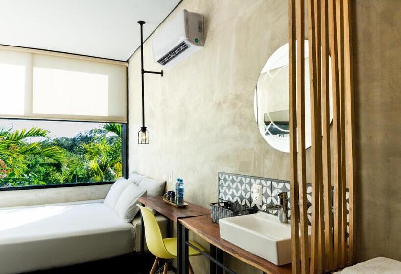 Urban Bacalar Trie Hotels