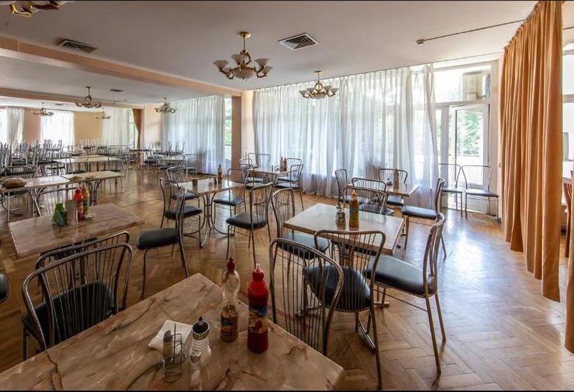 Szálloda біла акація