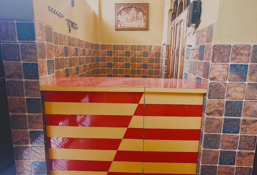 Hotel Ayodhya Residency 5 Min Walking From Ram Janmabhoomi