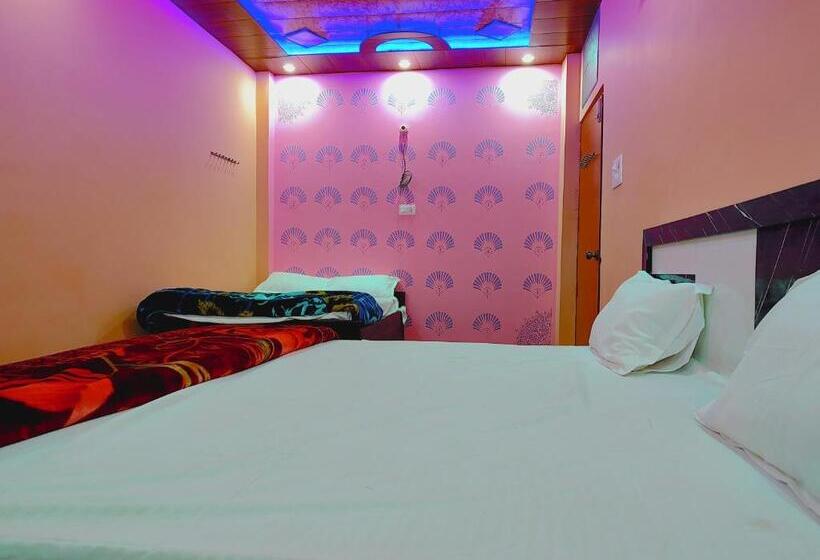 Hotel Ayodhya Residency 5 Min Walking From Ram Janmabhoomi