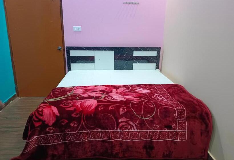 Hotel Ayodhya Residency 5 Min Walking From Ram Janmabhoomi