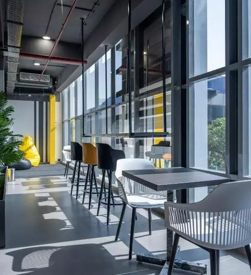 カプセルホテル Japanese Style Pod Hotel   Naptapgo   1m Ec Metro, Wifi, Lounge, Cafe