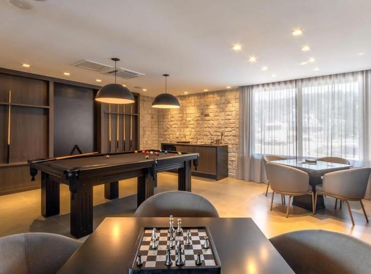 هتل Laghetto Château