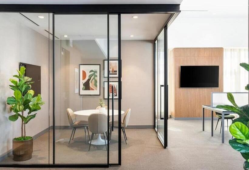 فندق Level Chicago Fulton Market