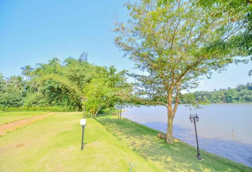 ホテル Oasis Riverside