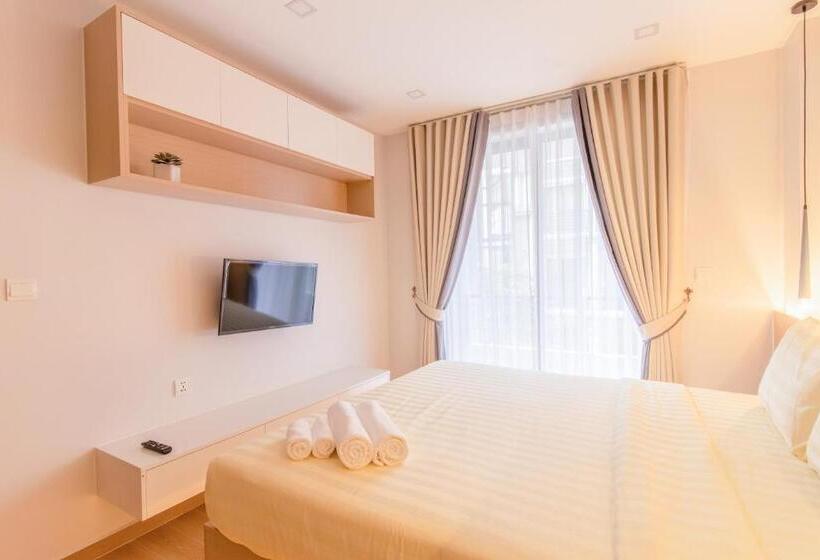 Sky Park Condotel & Residence