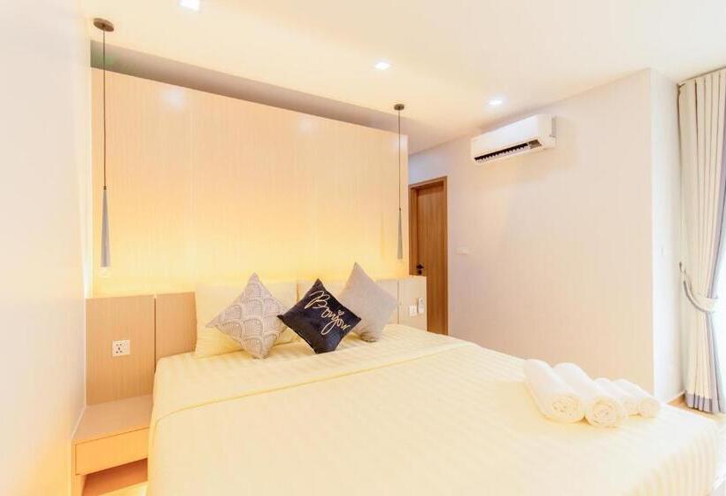 Sky Park Condotel & Residence