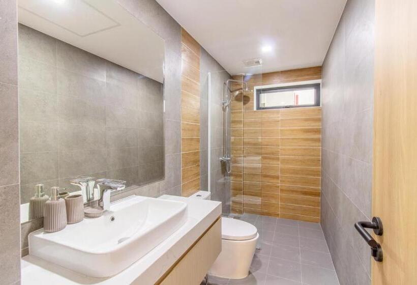 Sky Park Condotel & Residence