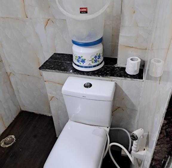 호텔 Vraj Anand By Wb Inn