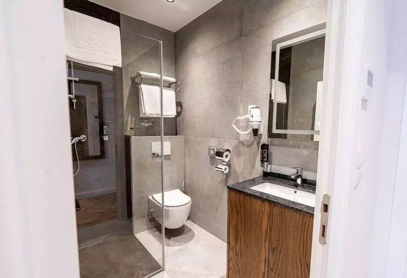 Kent Hotel Domenig