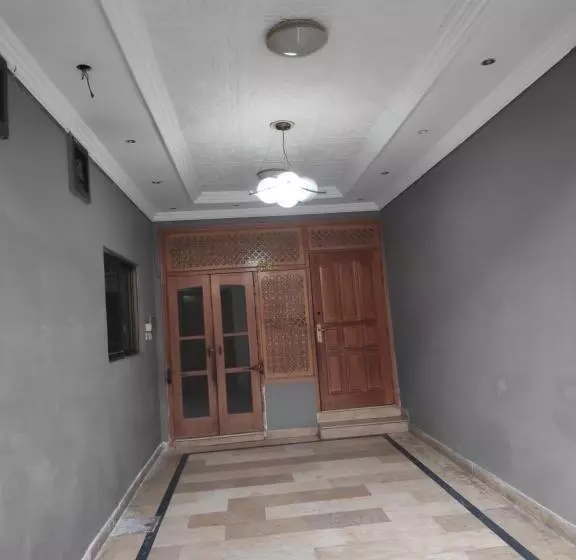 پانسیون New Luxury Guesthouse