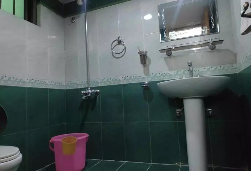 پانسیون New Luxury Guesthouse