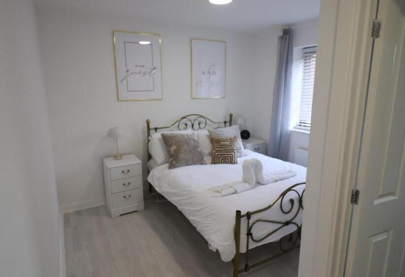 膳宿费 Swanwick House