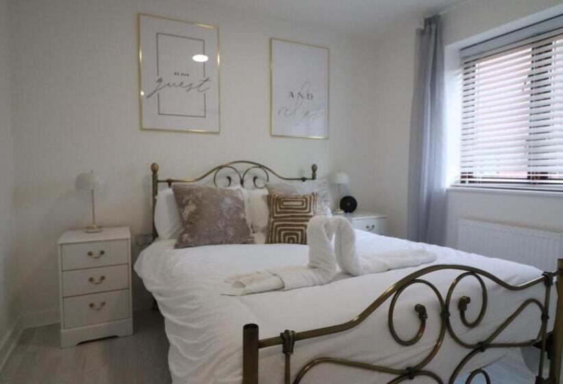 膳宿费 Swanwick House