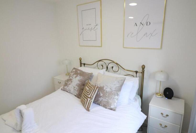 膳宿费 Swanwick House