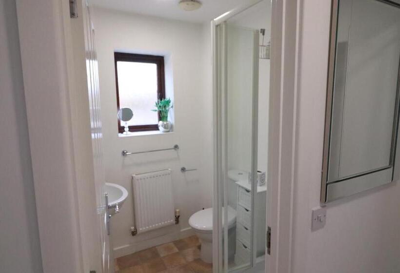 膳宿费 Swanwick House