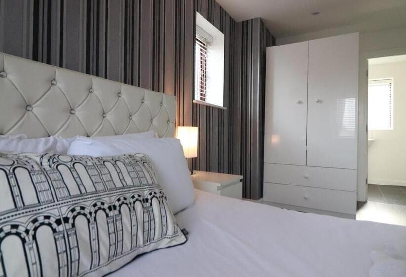 膳宿费 Swanwick House