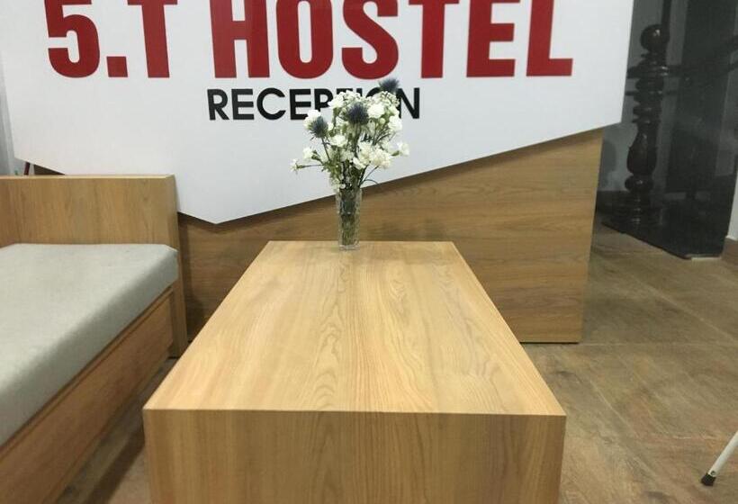 5.t Hostel
