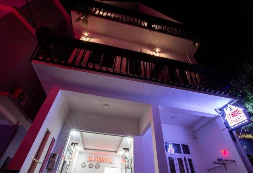 5.t Hostel