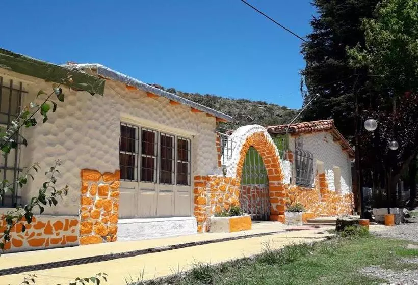 Retkeilymaja Hospedaje Don Alberto