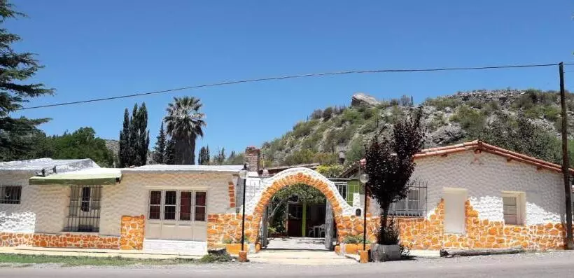 Retkeilymaja Hospedaje Don Alberto