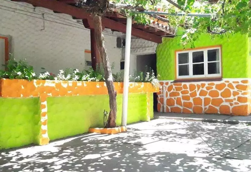 Retkeilymaja Hospedaje Don Alberto