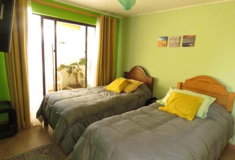 هاستل Hostal Blanca Estela