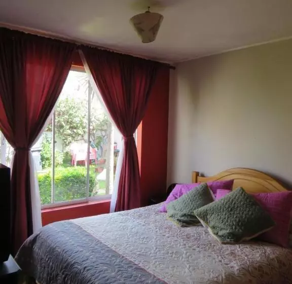 Retkeilymaja Hostal Blanca Estela