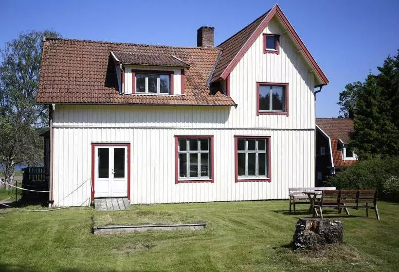 Retkeilymaja Semesterhemmet Sommarro